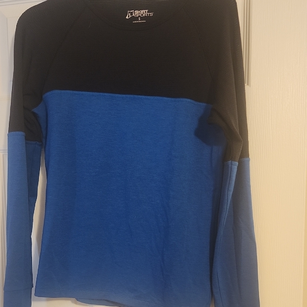 SkirtSports Black Textured Active Top